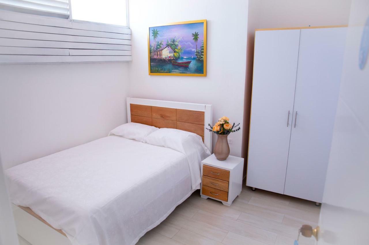Casana Hotel 쿠쿠타 외부 사진